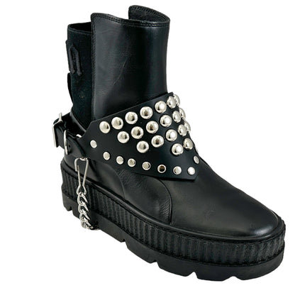 BS347 LARGE ROUND  STUDDED TRIANGULAR   BOOTSTRAP OVER LEATHER