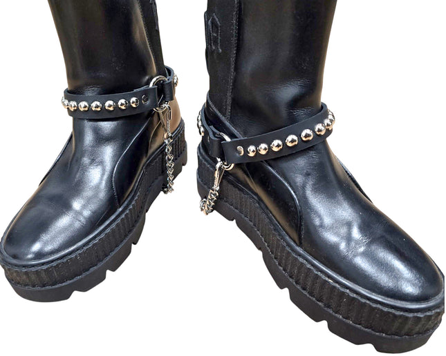 BS378  ROUND STUDDED STRAP BOOTSTRAP