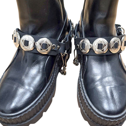 BS380  CONCHO STUDDED STRAP BOOTSTRAP BACK CONCHO