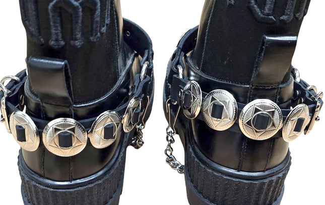 BS380  CONCHO STUDDED STRAP BOOTSTRAP BACK CONCHO