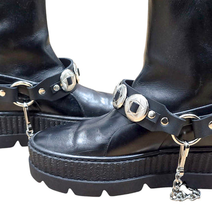 BS380  CONCHO STUDDED STRAP BOOTSTRAP BACK CONCHO