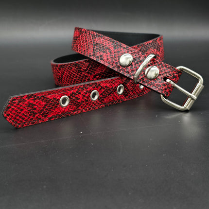 BT100SN-125RED  RED SNAKE 1 1/4" WIDE PLAIN BELT