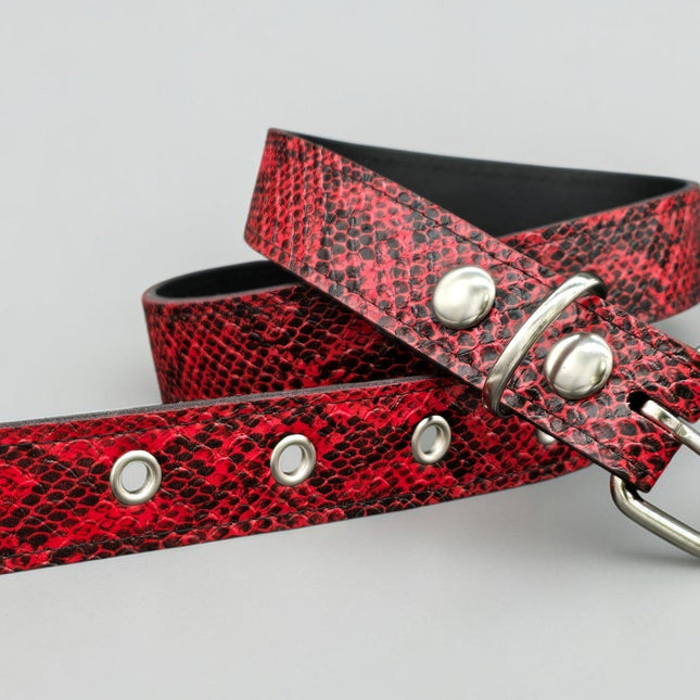 BT100SN-125RED  RED SNAKE 1 1/4" WIDE PLAIN BELT