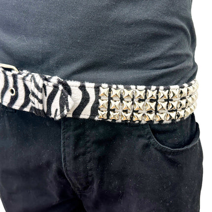 BT104L-LEOPARD FUZZY FABRIC STUDDED BELT