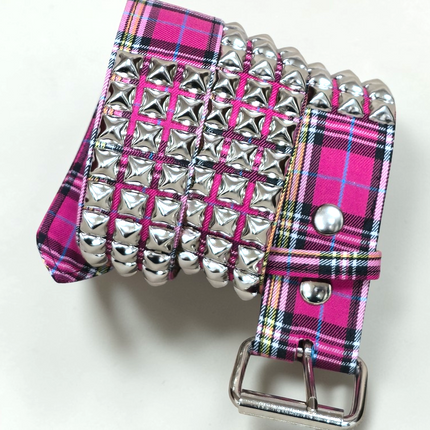 BT104PD-PINK  PLAID 3 ROW PYRAMID STUDDED  BELT