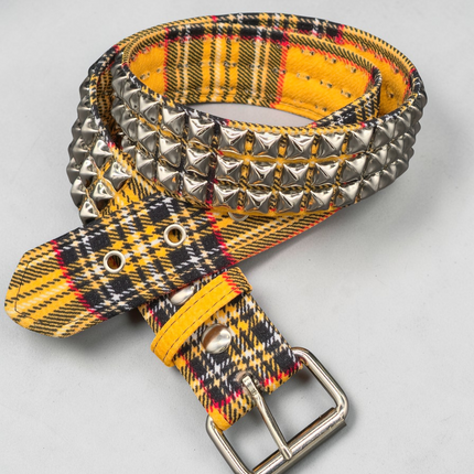 BT104PD YELLOW PUNK PLAID BRITISH 3ROW PYRAMID STUDDED BELT