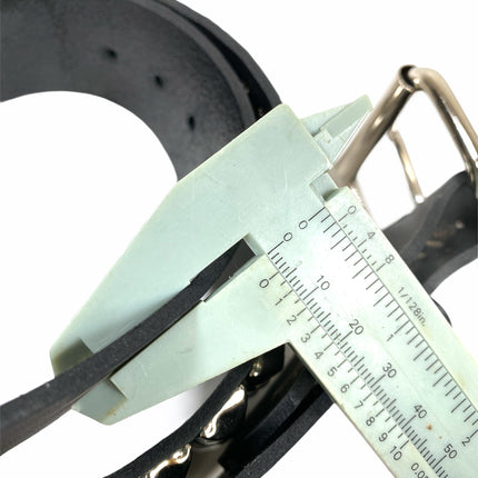 BT104US  FULL GRAIN GRADE A USA TANNERY THREE ROW PYRAMID STUDDED BELT