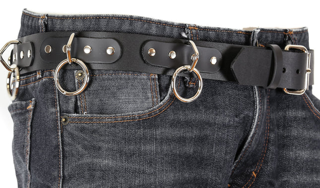 BT109VG  VEGAN LEATHER MEDIUM  O RING BONDAGE BELT
