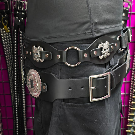 BT110DEVIL CROSS BONE LINK RING BELT GENUINE LEATHER