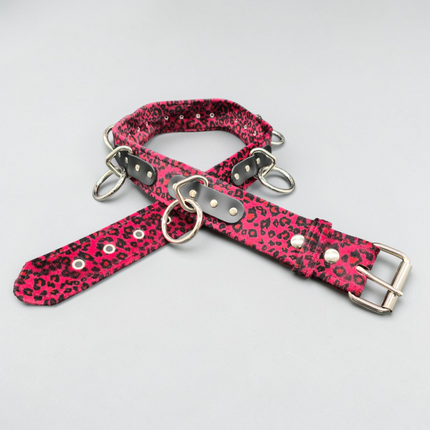BT114L-RED FUZZY RED LEOPARD BELT, MEDIUM LOOP & RING