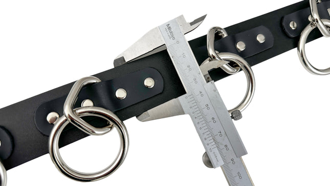 BT114M-  1 1/2" WIDE LARGE BONDAGE 1 1/2" RING BELT [NEW]