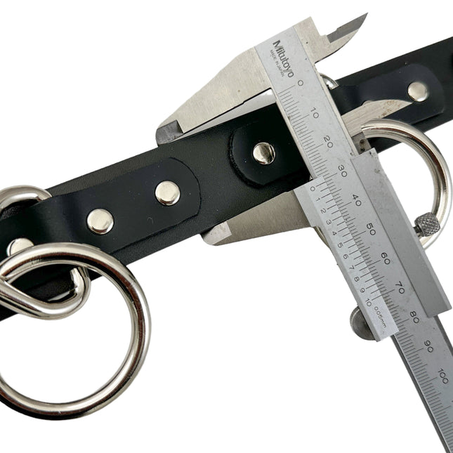 BT114S-  NEW 1 1/4" WIDE LARGE BONDAGE 1 1/2" RING BELT