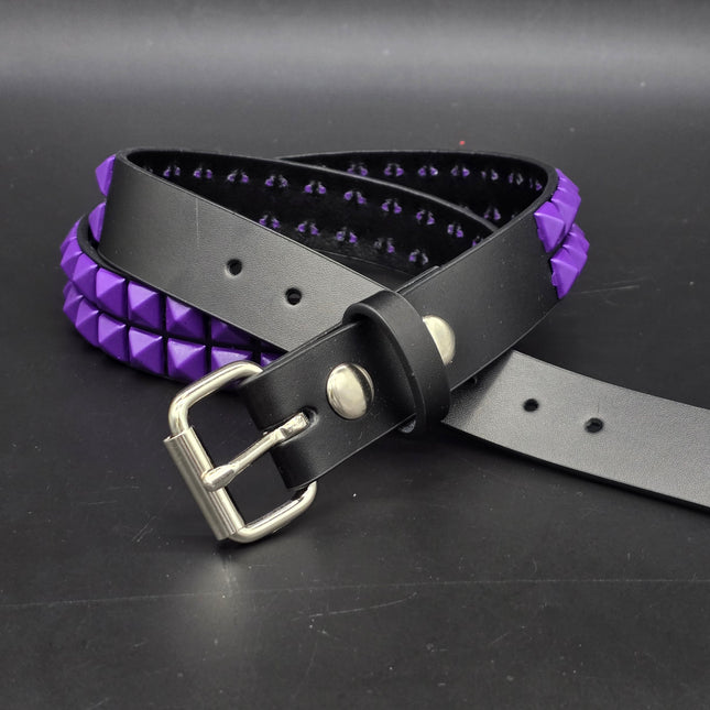 BT117-PRS BLACK LEATHER BELT, 2 ROW 1/2" PURPLE PYRAMID STUDS, 1 1/4" WIDE
