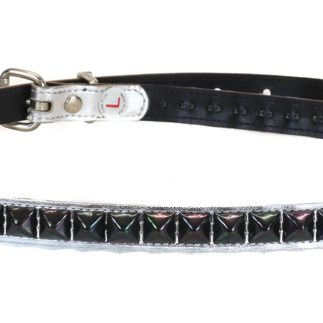 BT134P.SIL-BS 1 ROW STUDDED PATENT SILVER BLCK STUD BELT