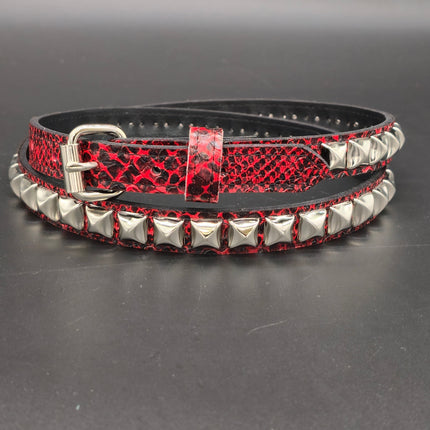 BT134SNK-RED  RED SNAKE 1 ROW PYRAMID STUD BELT