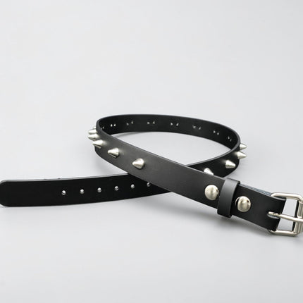 BT135UK-SIL SILVER UK77  STUDDED BELT
