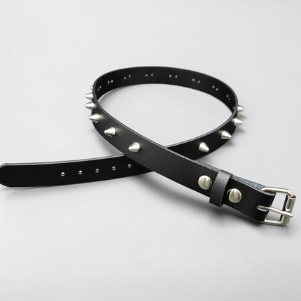 BT135UK-SIL SILVER UK77  STUDDED BELT