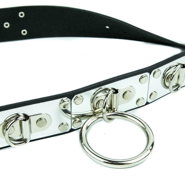 BT139 BLACK LEATHER BELT, MEDIUM RINGS ON METAL PLATES