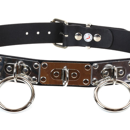 BT139 BLACK LEATHER BELT, MEDIUM RINGS ON METAL PLATES