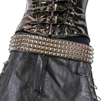 BT143 4 ROW PYRAMID BELT
