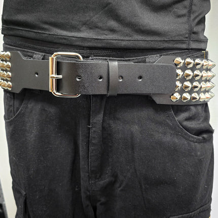 BT143B-CON 4 ROW CONICAL STUDDEDBELT WITH NARROW HEAD ROLLER BUCKLE