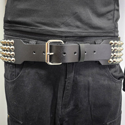 BT143B-CON 4 ROW CONICAL STUDDEDBELT WITH NARROW HEAD ROLLER BUCKLE