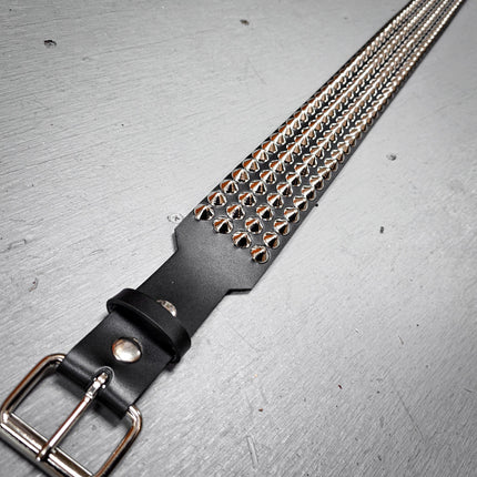 BT143B-CON 4 ROW CONICAL STUDDEDBELT WITH NARROW HEAD ROLLER BUCKLE