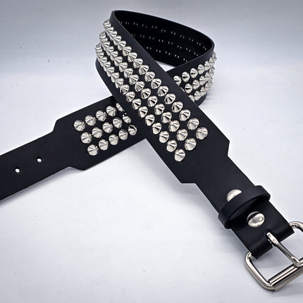 BT146B-CON 3 ROW  CONE STUDDED 2 1/2" WIDE  BELT WITH NARROW HEADROLLER  BUCKLE