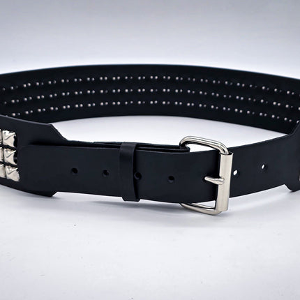 BT146B  3 ROW PYRAMID STUDDED 2 1/2" WIDE  BELT WITH NARROW HEAD ROLLER  BUCKLE
