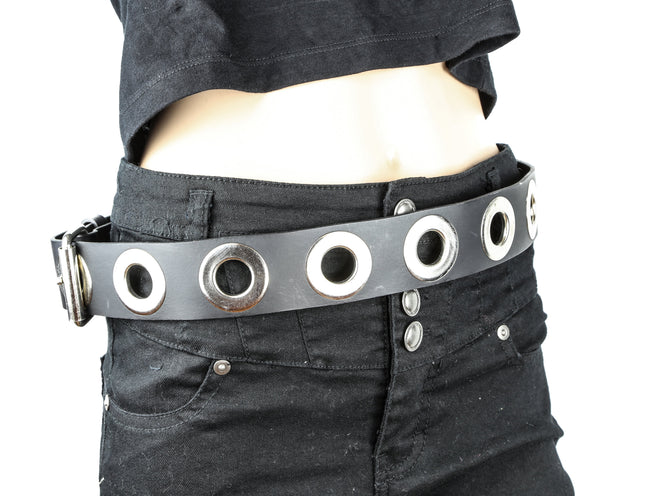 BT149FLAT LARGE EYELET BLACK LEATHER BELT