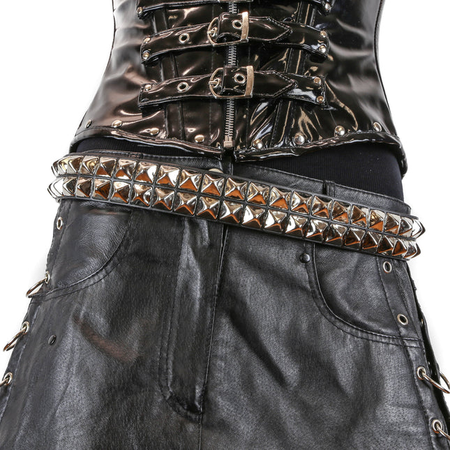 BT156 LARGE 5/8" PYRAMID 1 1/2" WIDE