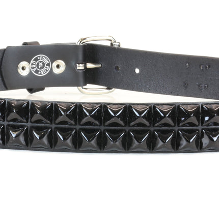 BT156-BS LARGE 5/8" PYRAMID 1 1/2" WIDE