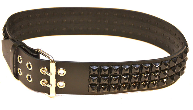 BT157-BS  LARGE 5/8" PYRAMID 2 1/2" WIDE