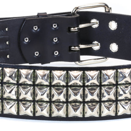 BT157  LARGE 5/8" PYRAMID 2 1/2" WIDE