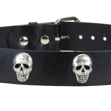 BT158 BLACK LEATHER SKULL HEAD STUDDED BELT