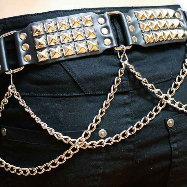BT171 STUDDED CHAIN BELT