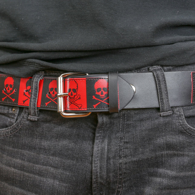 BT184RED RED AND BLACK SKULL SQUARES PRINTED BELT
