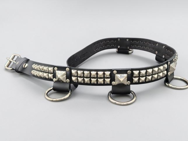 BT426 2 ROW PYRAMID STUD BELT WITH BIG DEE RING