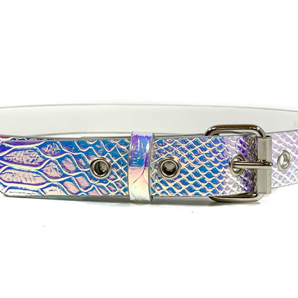 BT100RN-175SNAKE EMBOSSED HOLOGRAPHIC PLAIN BELT WITH GROMMET