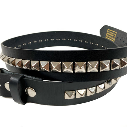 BT551 PYRAMID STUD BELT
