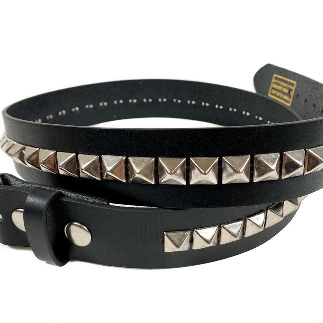 BT551 PYRAMID STUD BELT