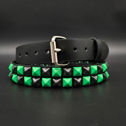 BT554-GS  POWDER COATED GREEN BLACK CHECKERED PYRAMID STUDDED BELT