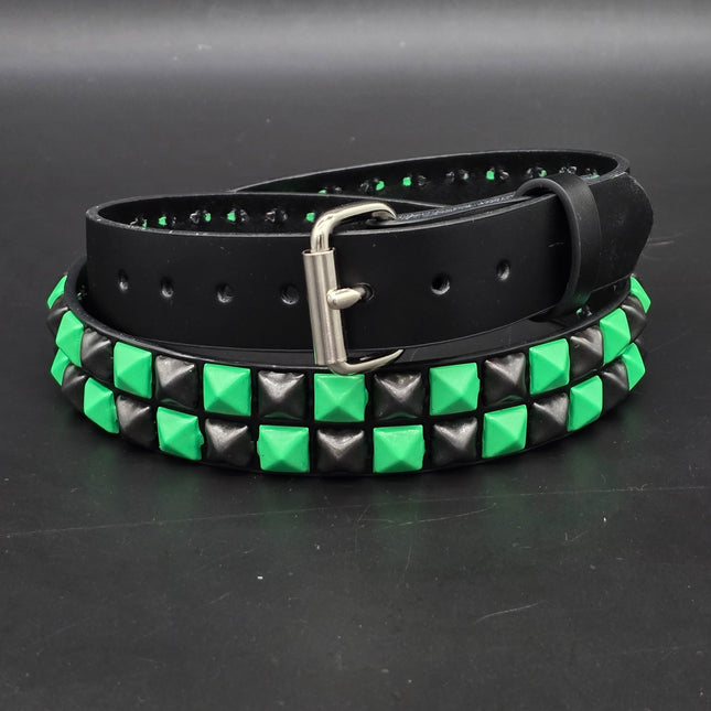 BT554-GS  POWDER COATED GREEN BLACK CHECKERED PYRAMID STUDDED BELT