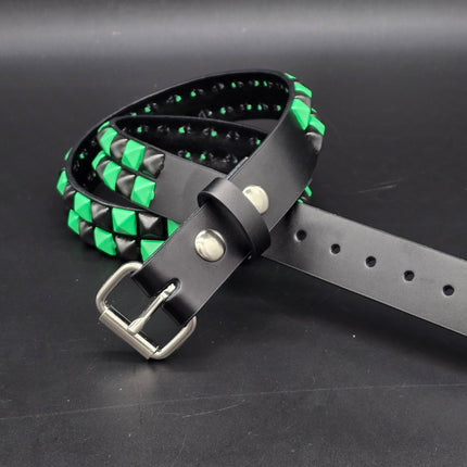 BT554-GS  POWDER COATED GREEN BLACK CHECKERED PYRAMID STUDDED BELT