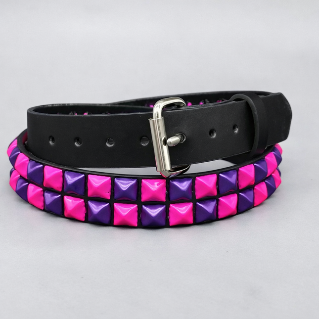 BT554PS-PP  POWDER COATED PURPLE BLACK CHECKERED  PYRAMID STUDDED BELT (Copy)