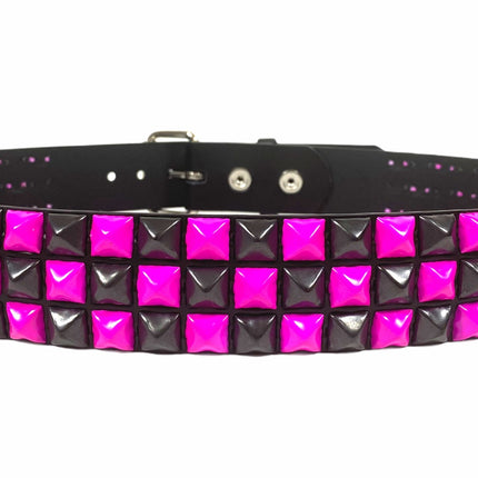 BT555-PS PINK BLACK CHECKERED PYRAMID STUD BELT