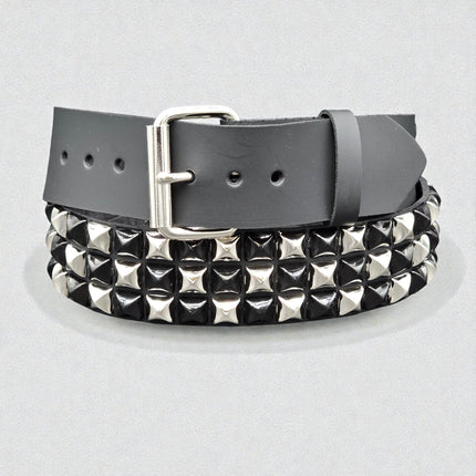 BT555-SIL/BLK  SILVER  BLACK CHECKERED PYRAMID STUDDED BELT