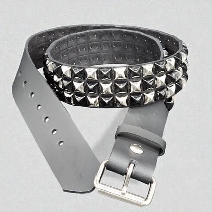 BT555-SIL/BLK  SILVER  BLACK CHECKERED PYRAMID STUDDED BELT