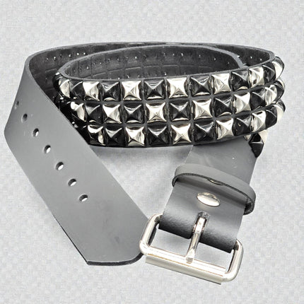BT555-SIL/BLK  SILVER  BLACK CHECKERED PYRAMID STUDDED BELT