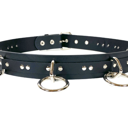 BT562  LEATHER LARGE O RING STRAPPED BONDAGE BELT